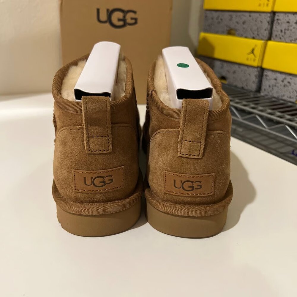 🌜🌚🌛UGG Classic Ultra Mini Water-Resistant Women's Booties🌜🌚🌛 - Picture 5 of 5